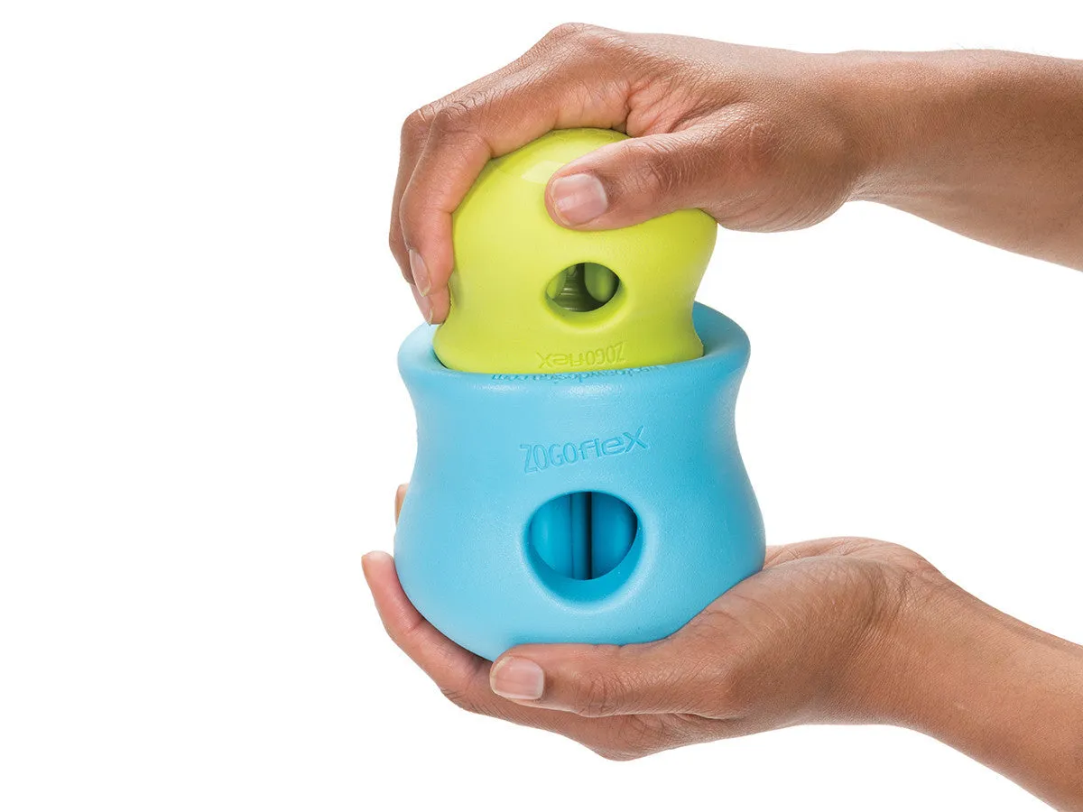 Interactive puzzle, food-dispensing dog toy, Zogoflex Toppl